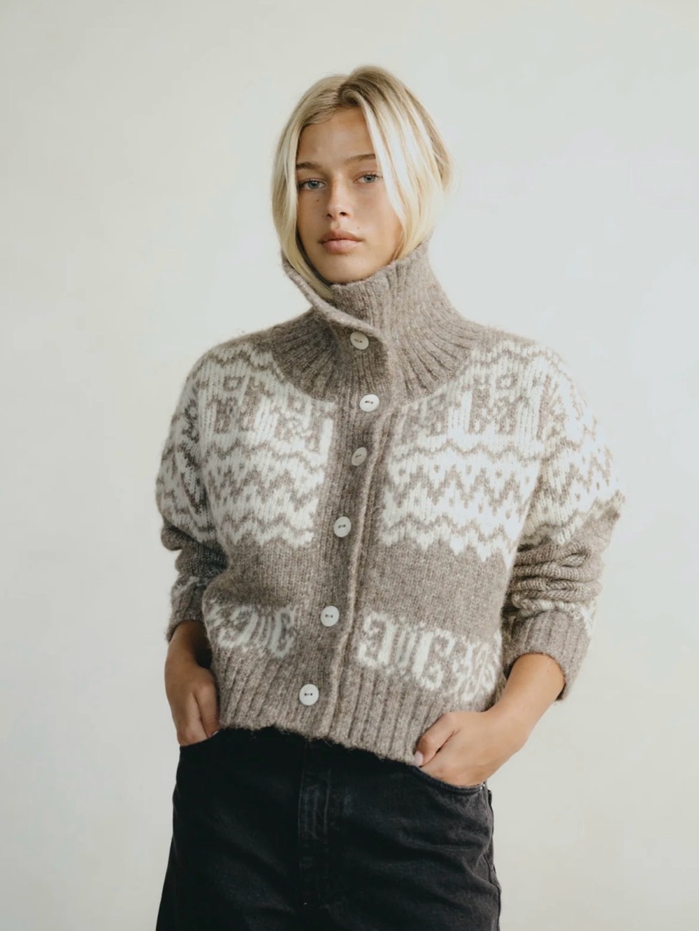 Women’s OZMA Sweater